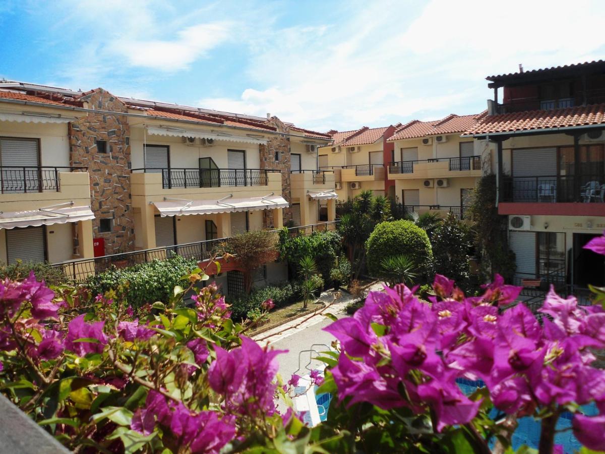 Litus Oliva Hotell Pefkochori Exteriör bild