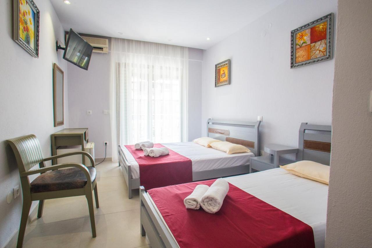 Litus Oliva Hotell Pefkochori Exteriör bild