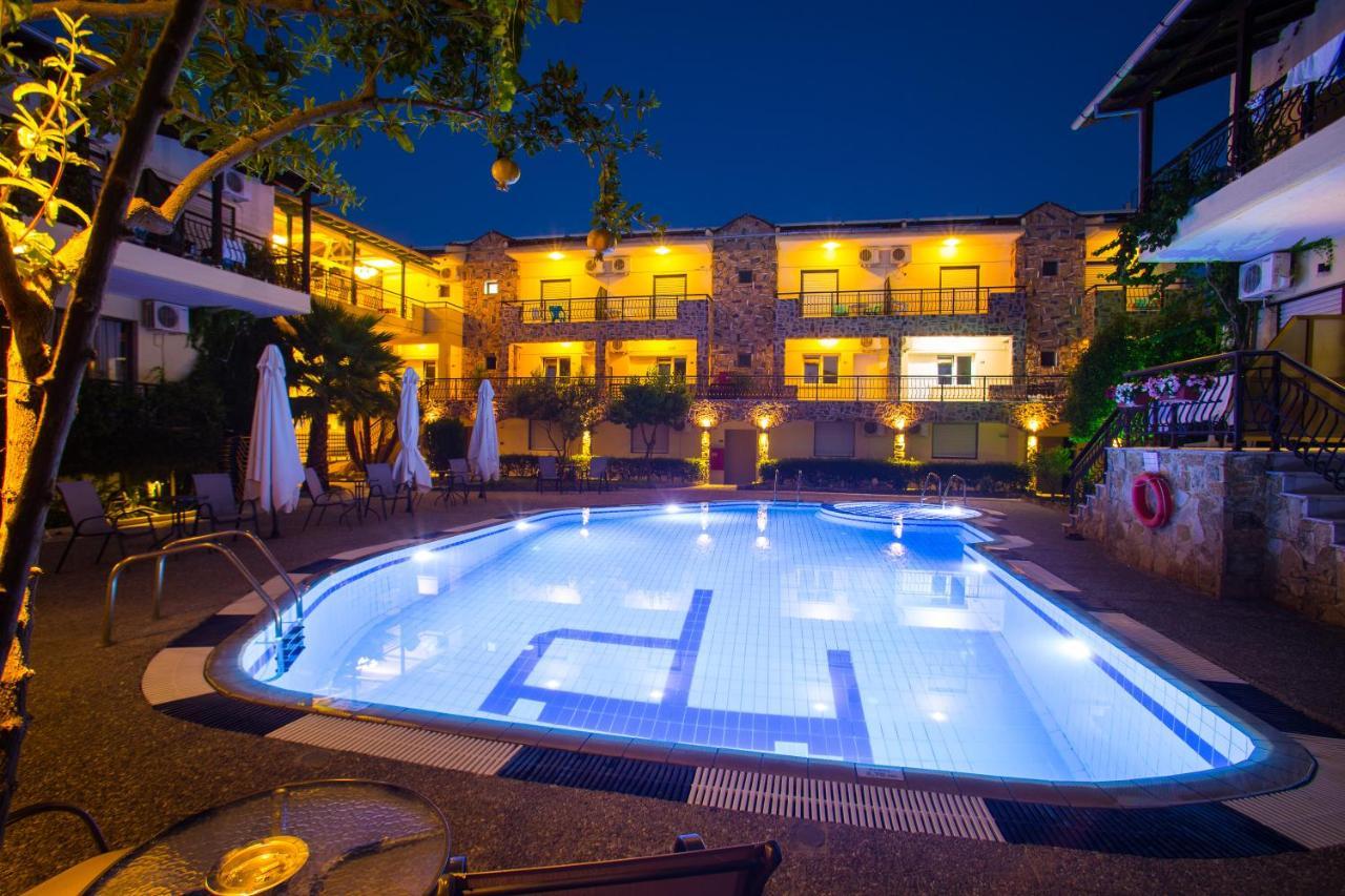 Litus Oliva Hotell Pefkochori Exteriör bild