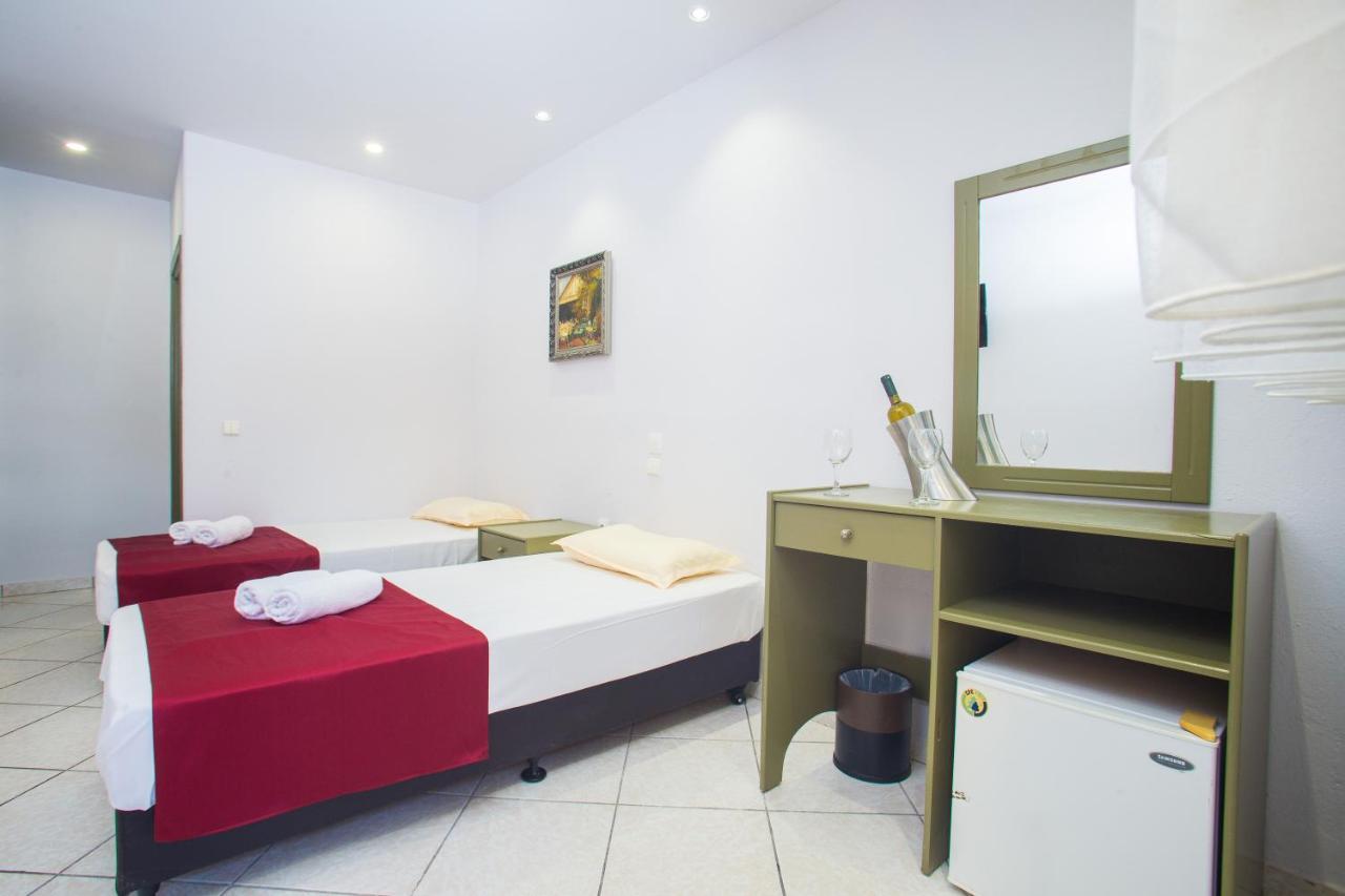 Litus Oliva Hotell Pefkochori Exteriör bild